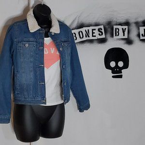 LEVI'S Sherpa Trucker Denim Jacket Unisex size Kids Large (12-13yrs)